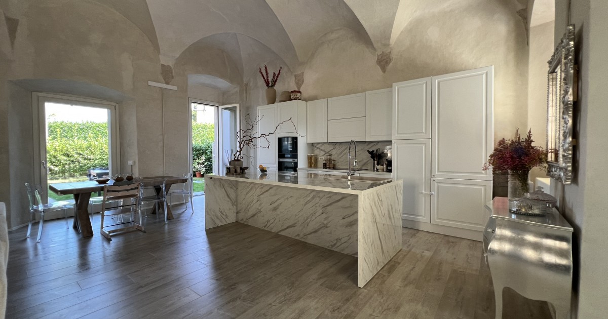 APPARTAMENTO PALAZZO MELLI