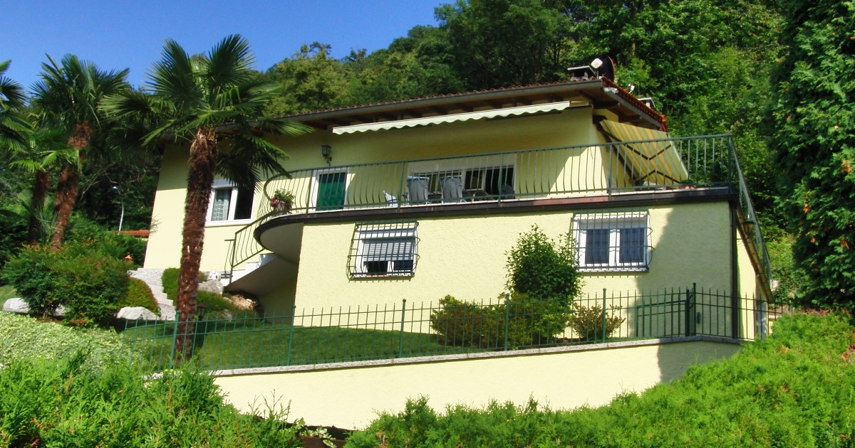 VILLA LIGURNO
